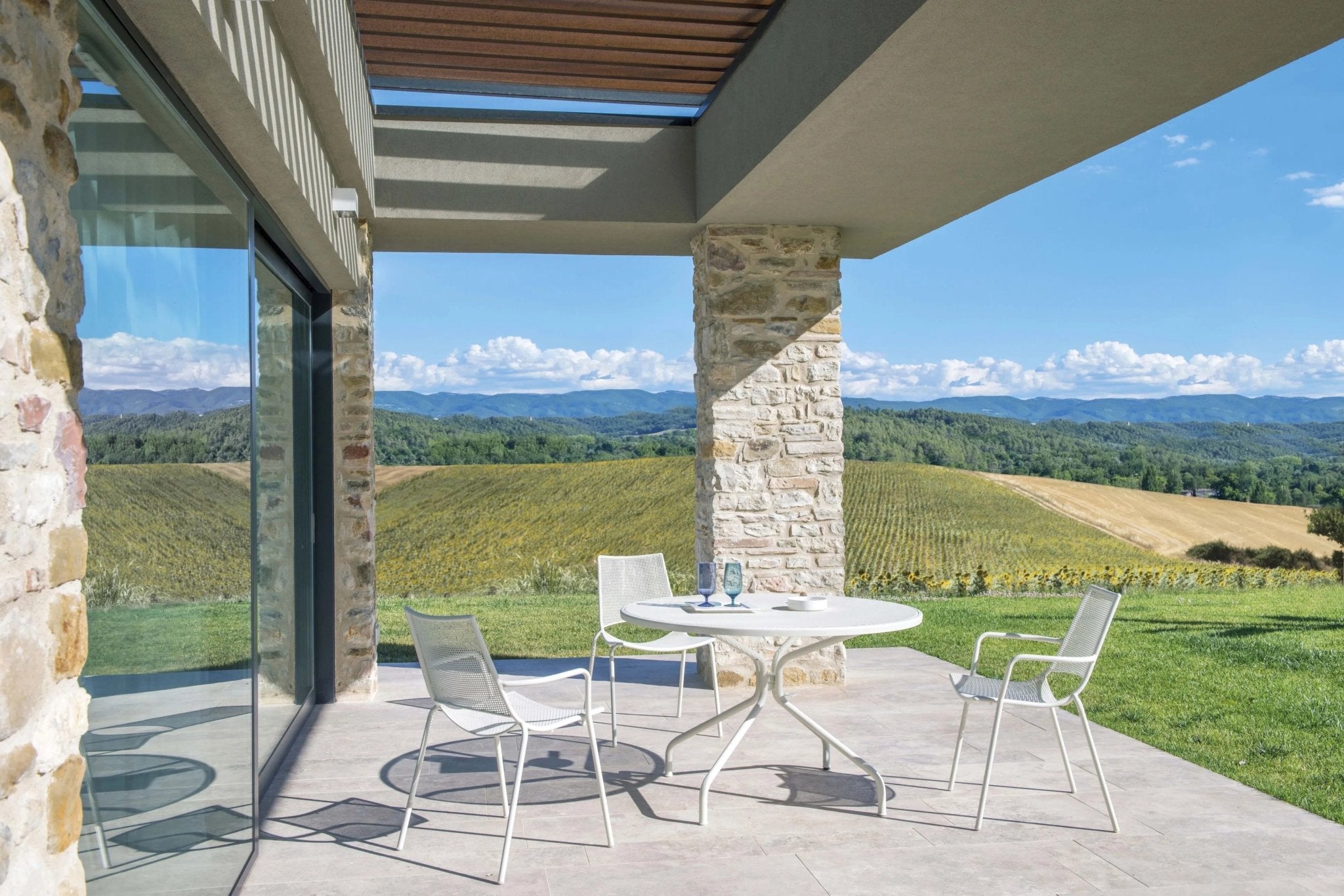 ALA - Basic Collection Kft.