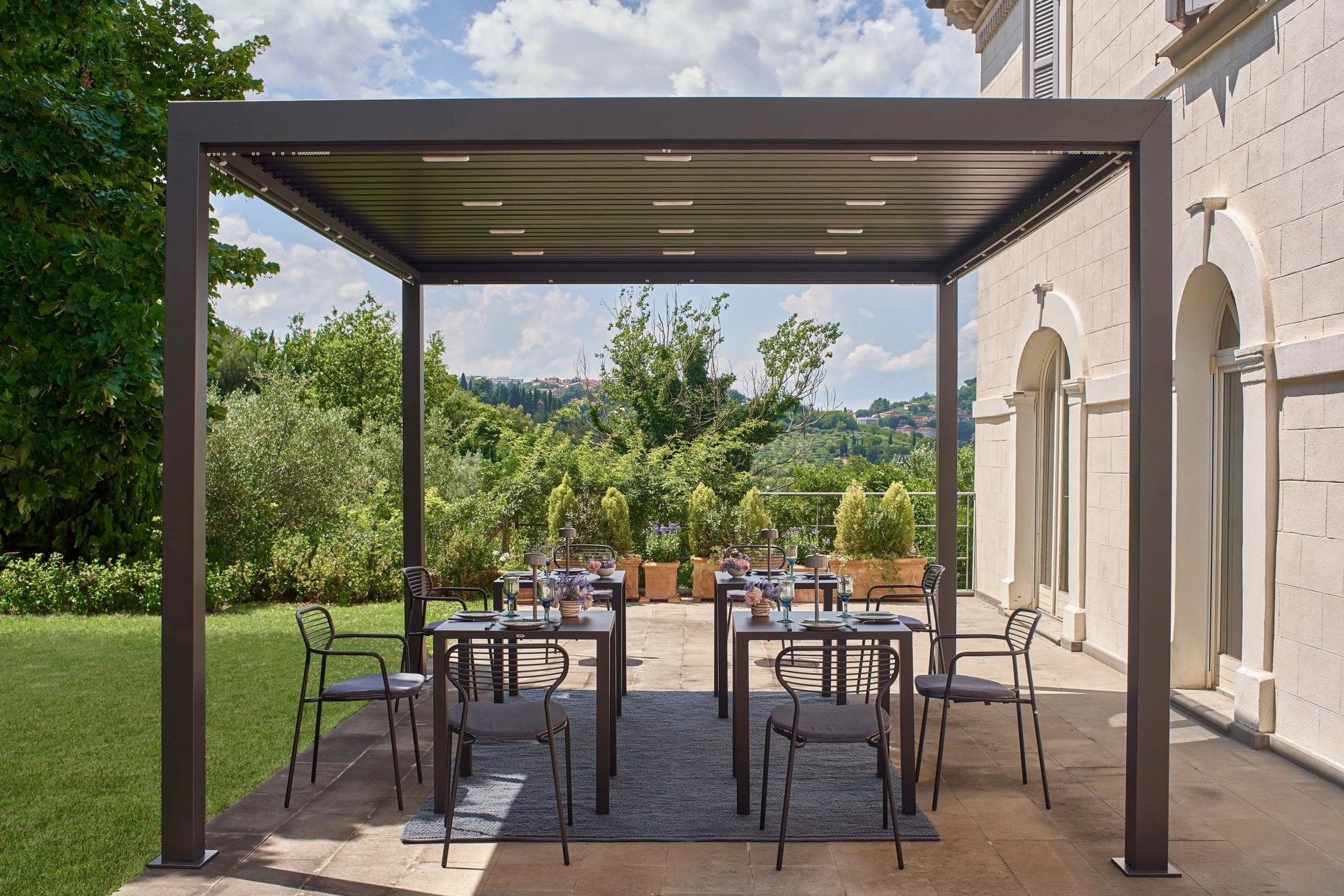 APERO - Basic Collection Kft.
