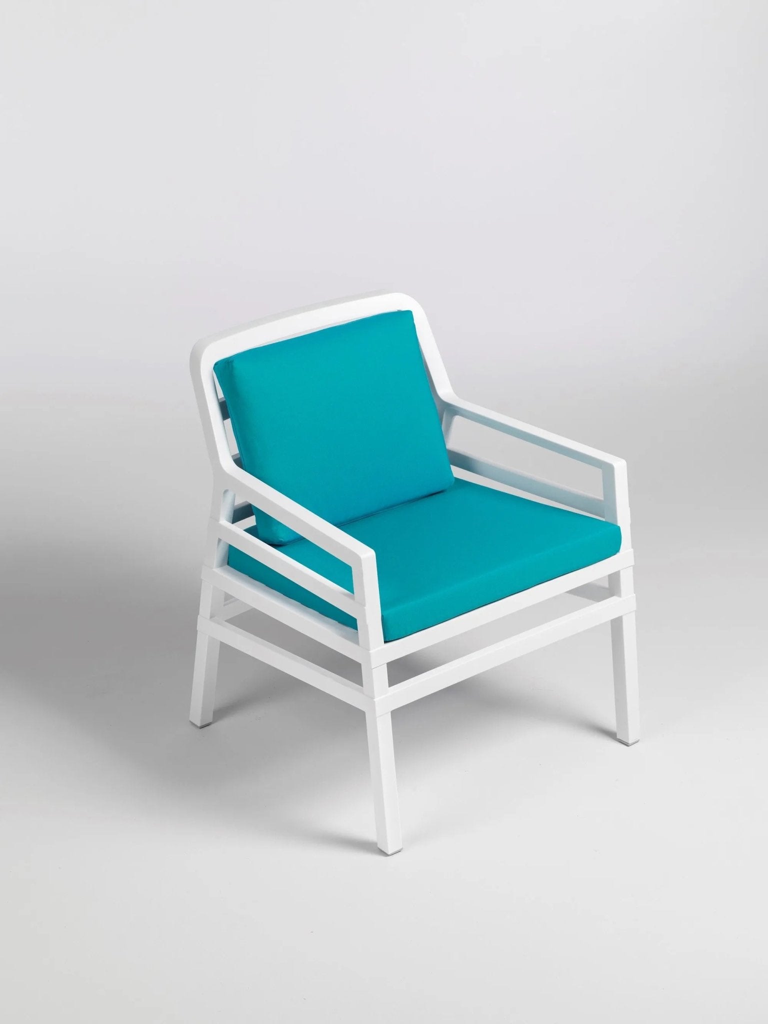 ARIA - Basic Collection Kft.
