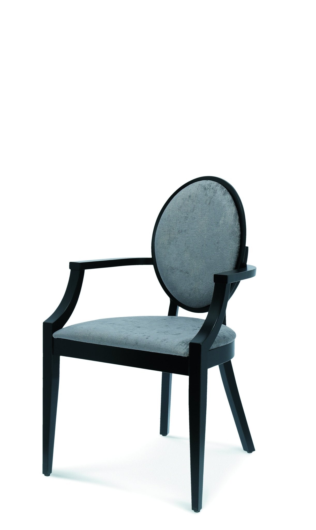 B - 0253 - Basic Collection Kft.