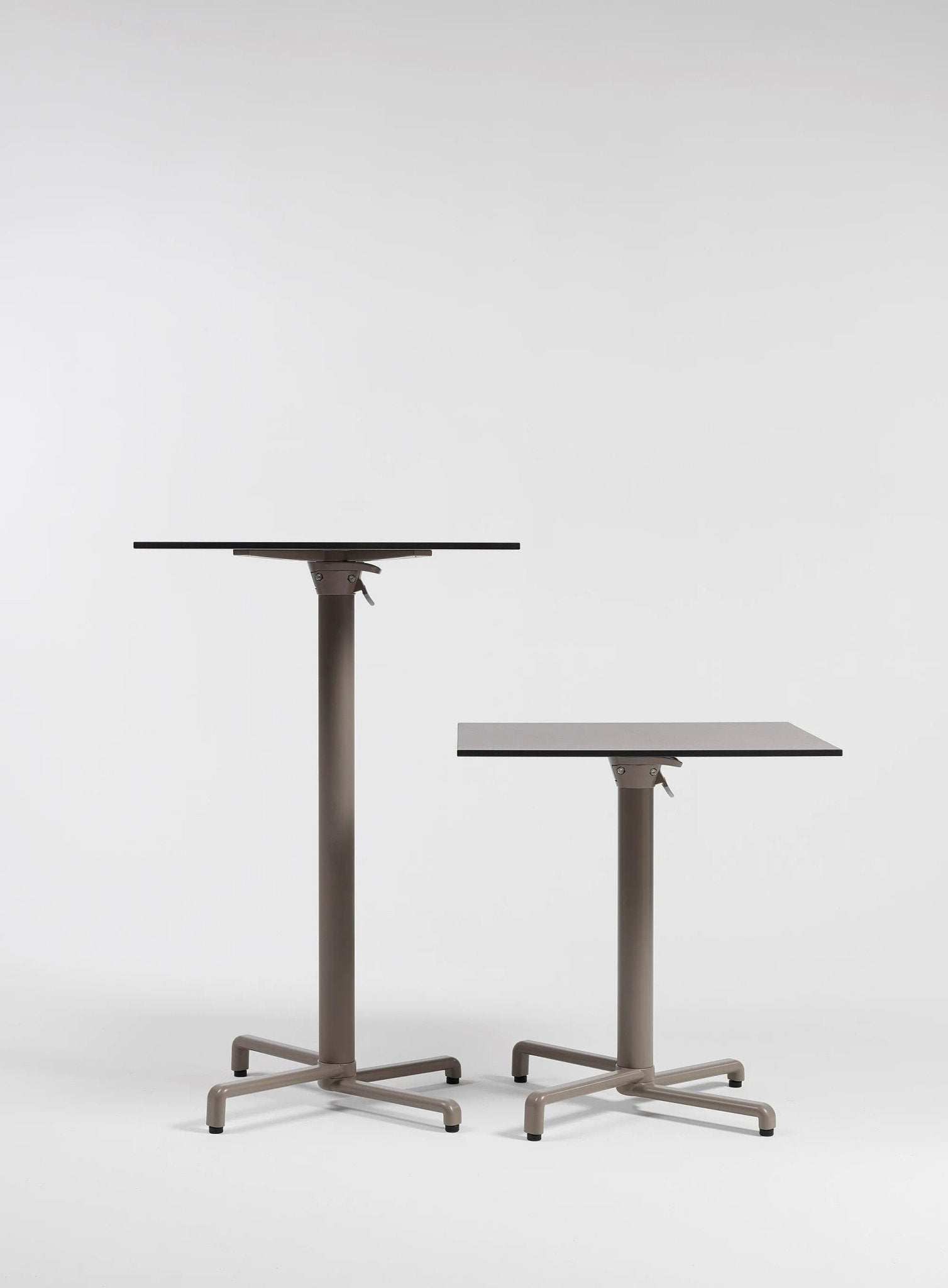 BASE SCUDO - Basic Collection Kft.