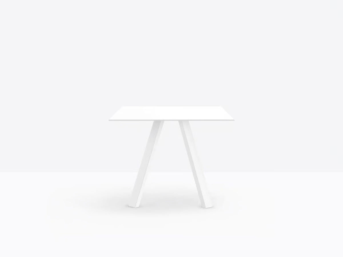 ARKI-TABLE ARK5 | Square table