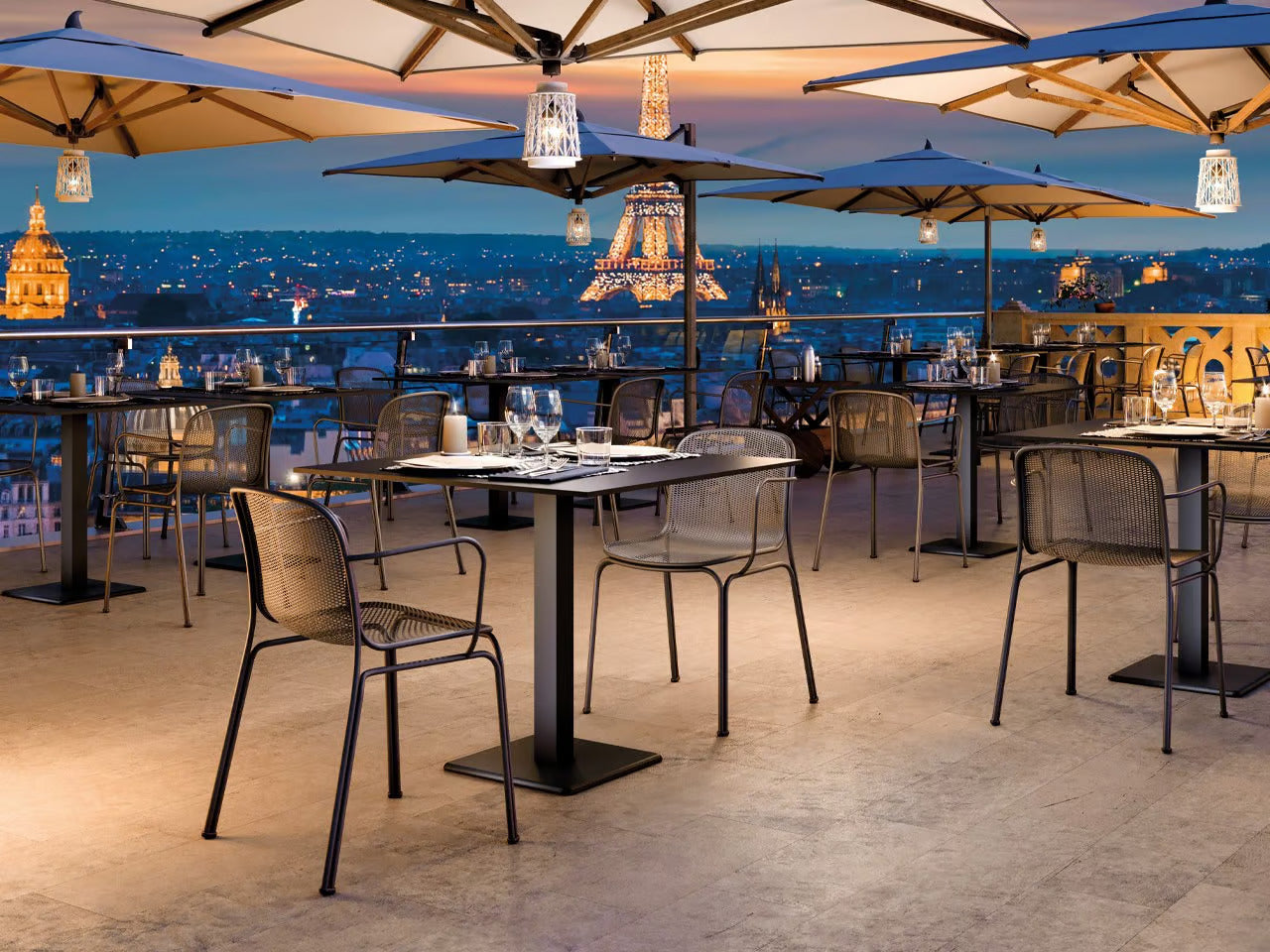 EDGE Q | Table - kép 2