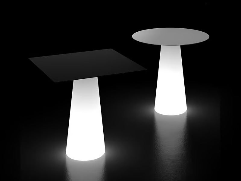 FURA | Table with light