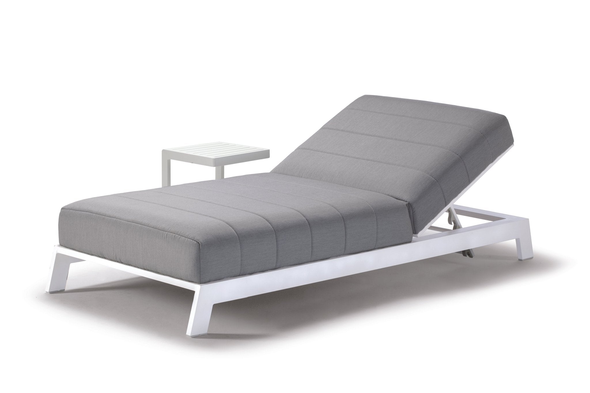 Bite sunbed - Basic Collection Kft.