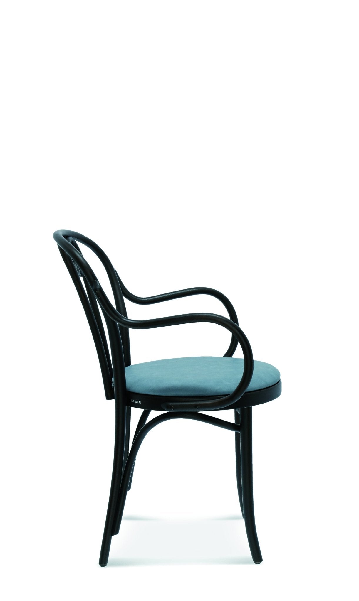c - Basic Collection Kft.