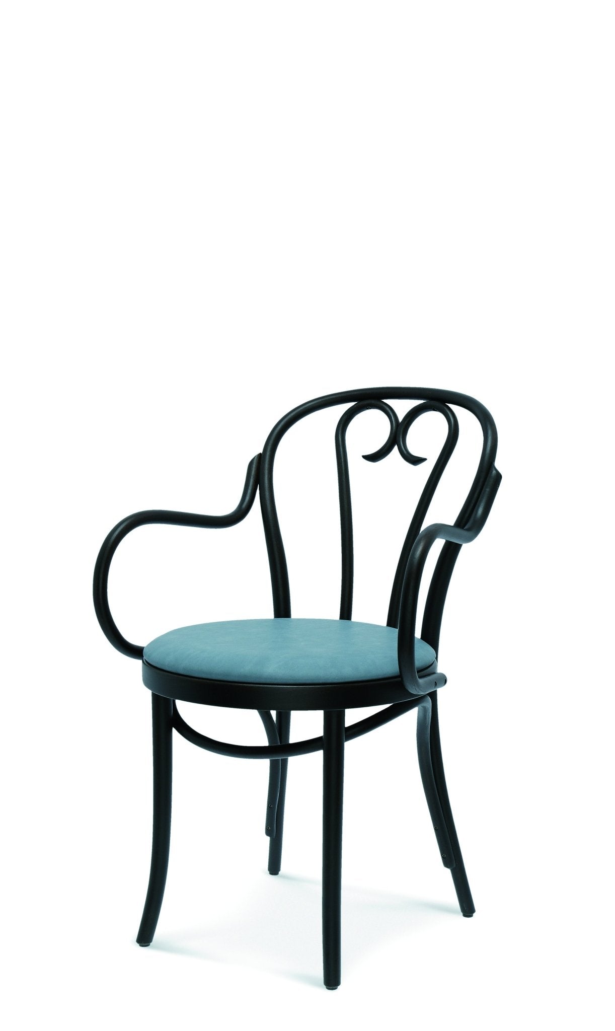 c - Basic Collection Kft.