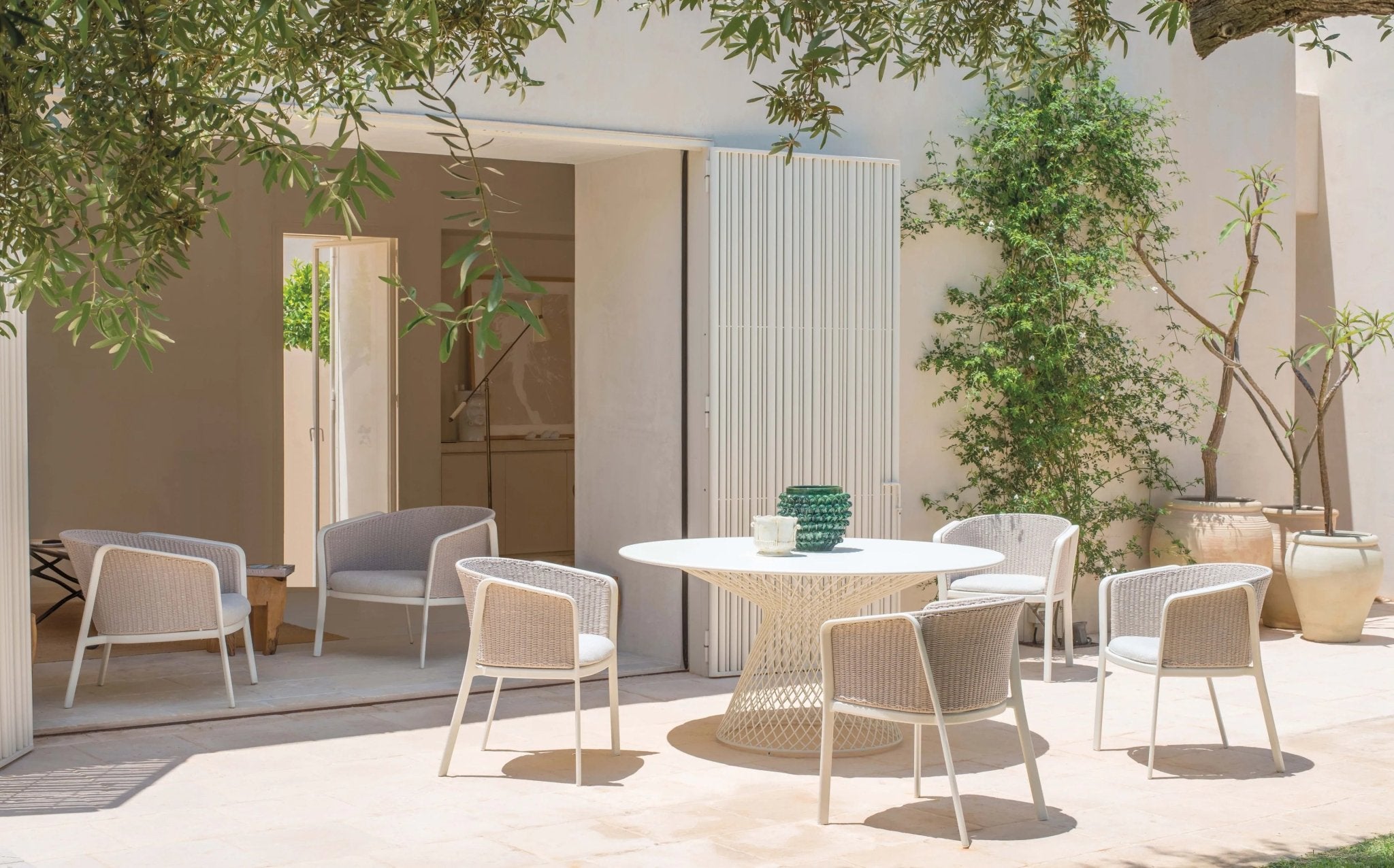 CAROUSEL - Basic Collection Kft.