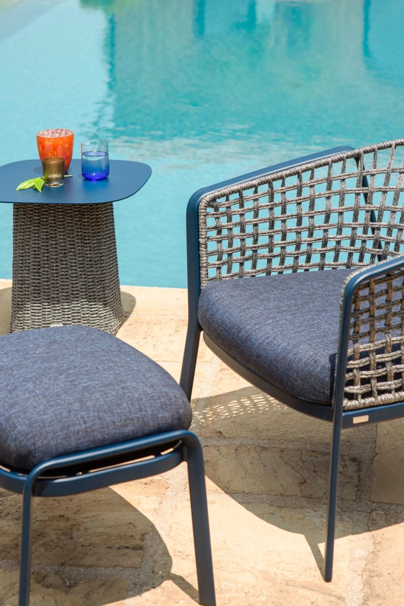 CAROUSEL - Basic Collection Kft.