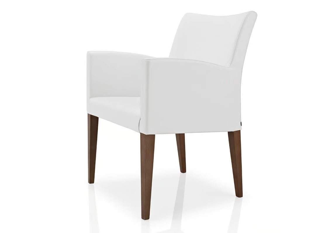 CASSIS - Basic Collection Kft.