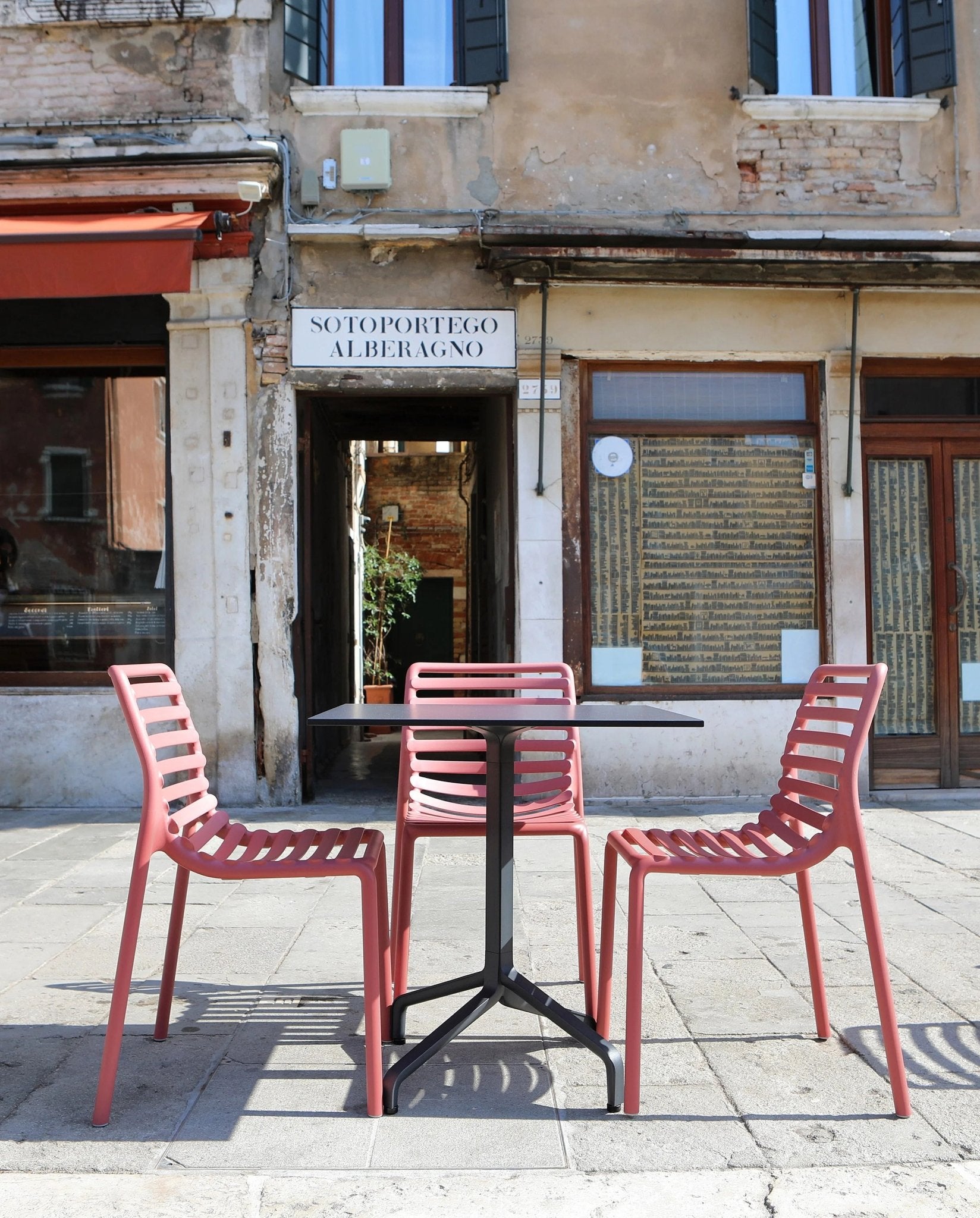 DOGA BISTROT - Basic Collection Kft.