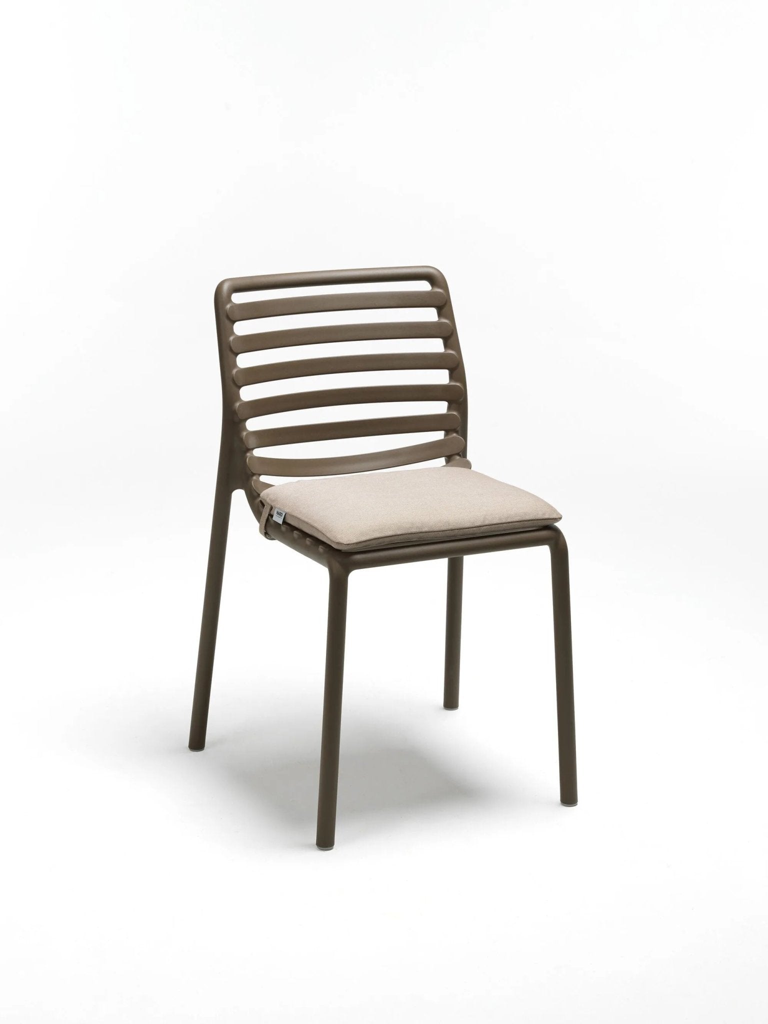 DOGA BISTROT - Basic Collection Kft.