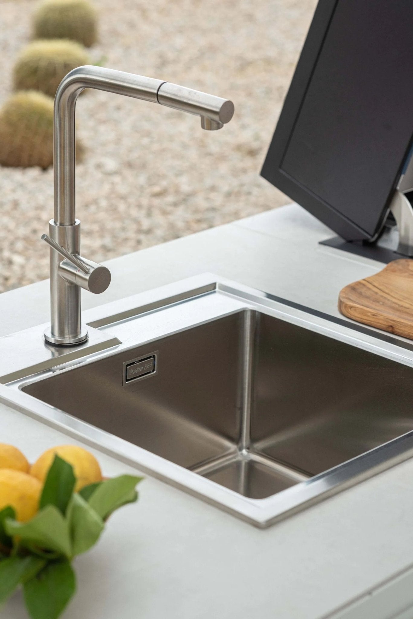 EMILY - Basic Collection Kft.