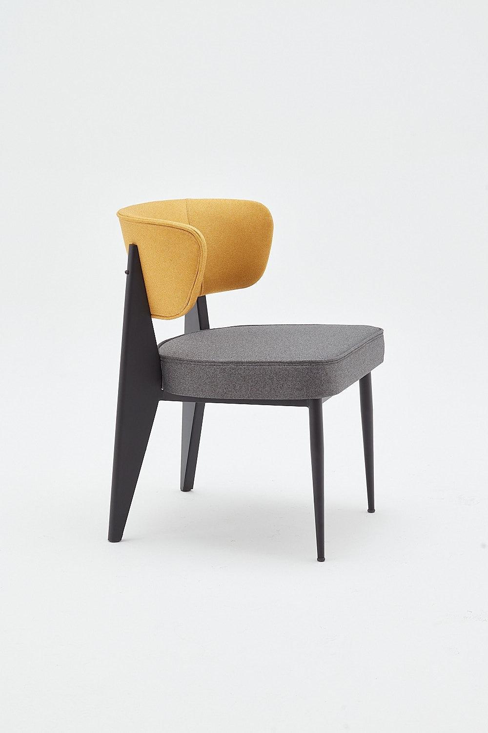 ETO CHAIR - Basic Collection Kft.