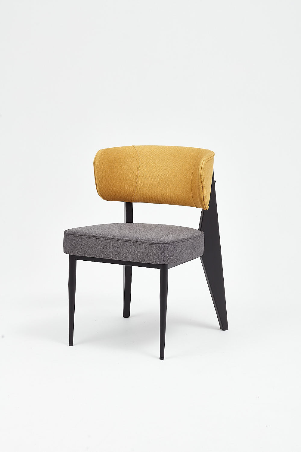 ETO CHAIR - Basic Collection Kft.