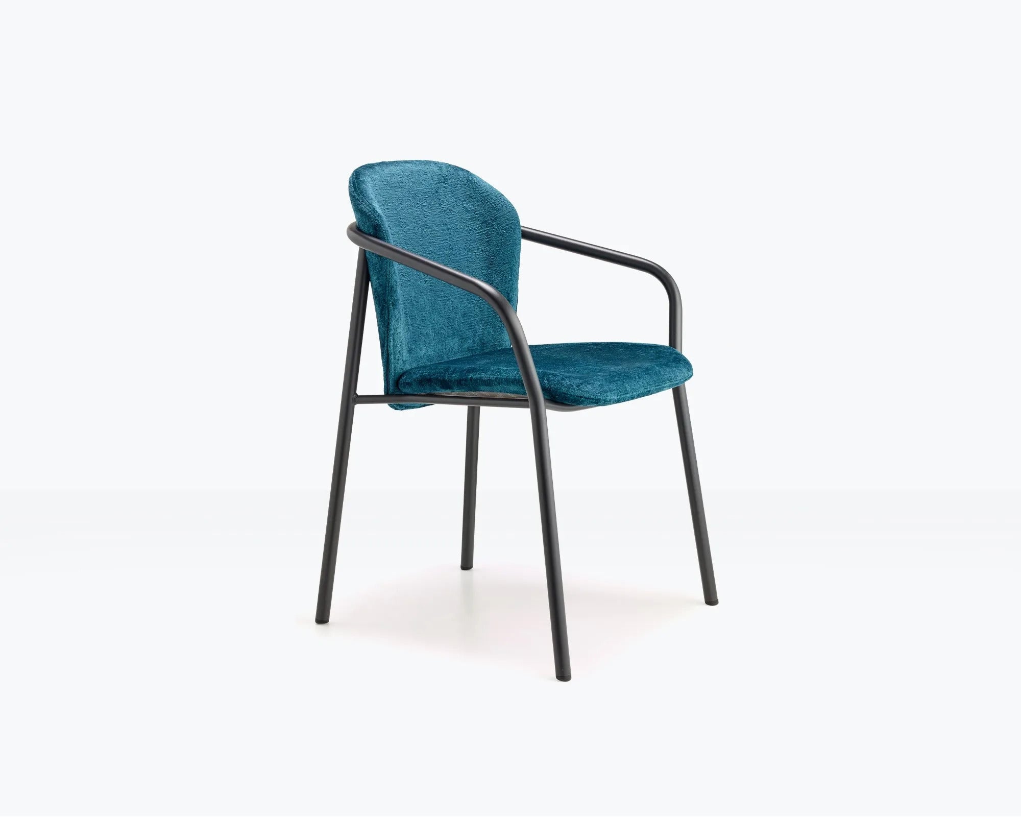 FINN - Basic Collection Kft.
