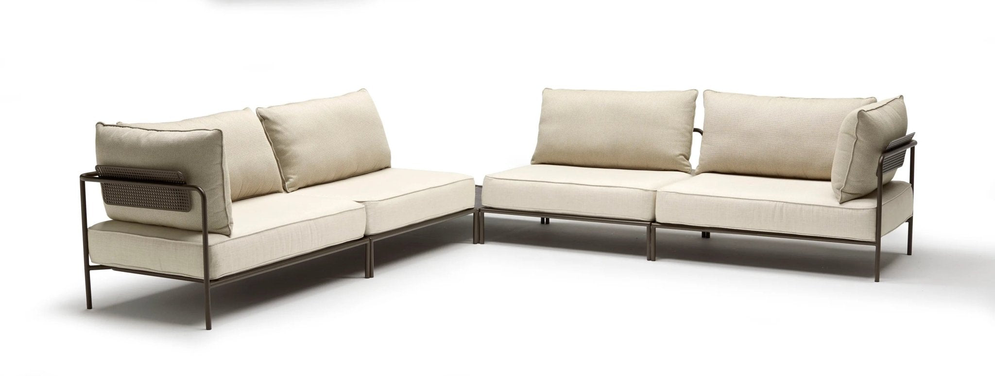 FLAP - Basic Collection Kft.