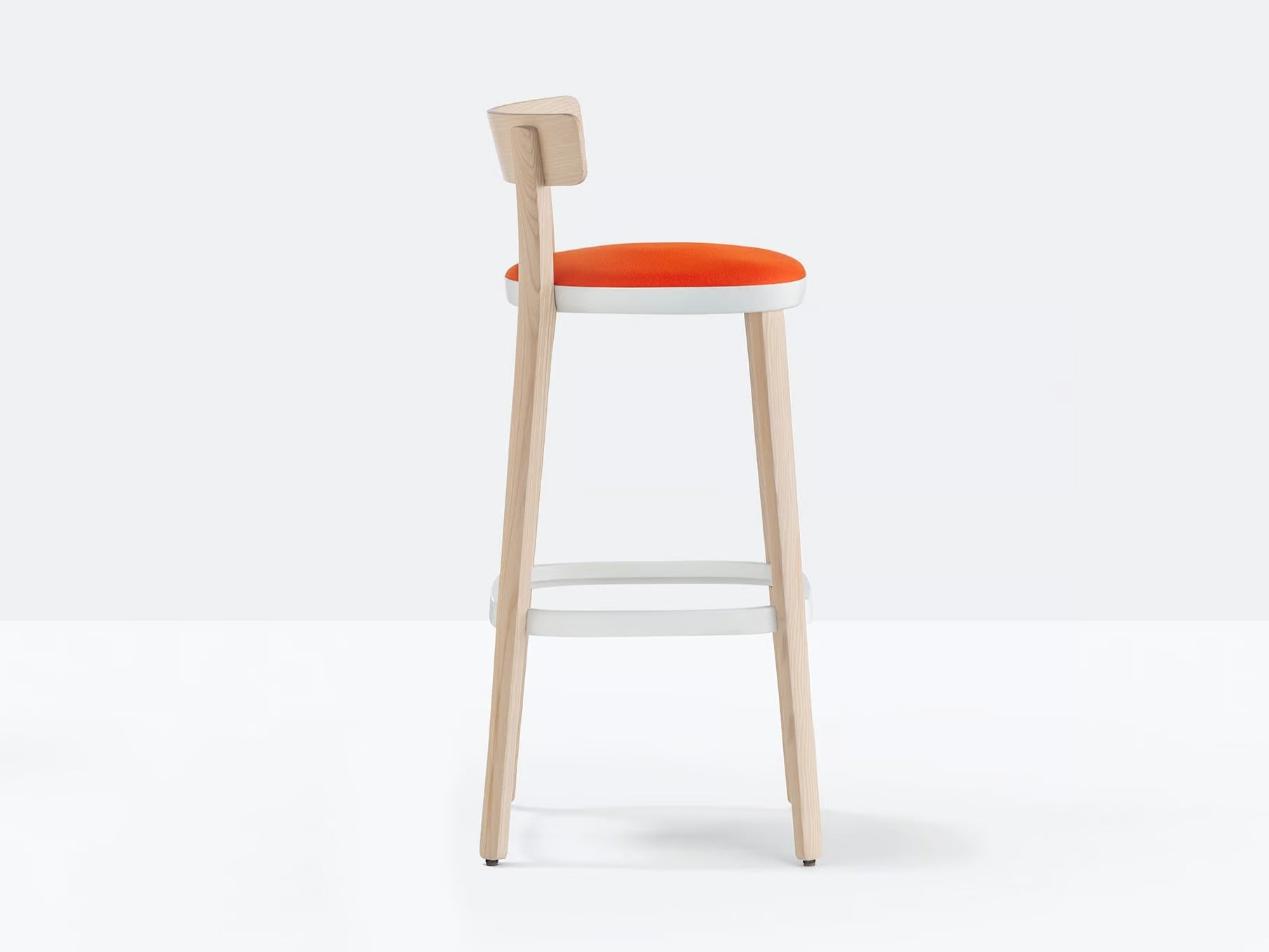 FOLK 2947 - Basic Collection Kft.