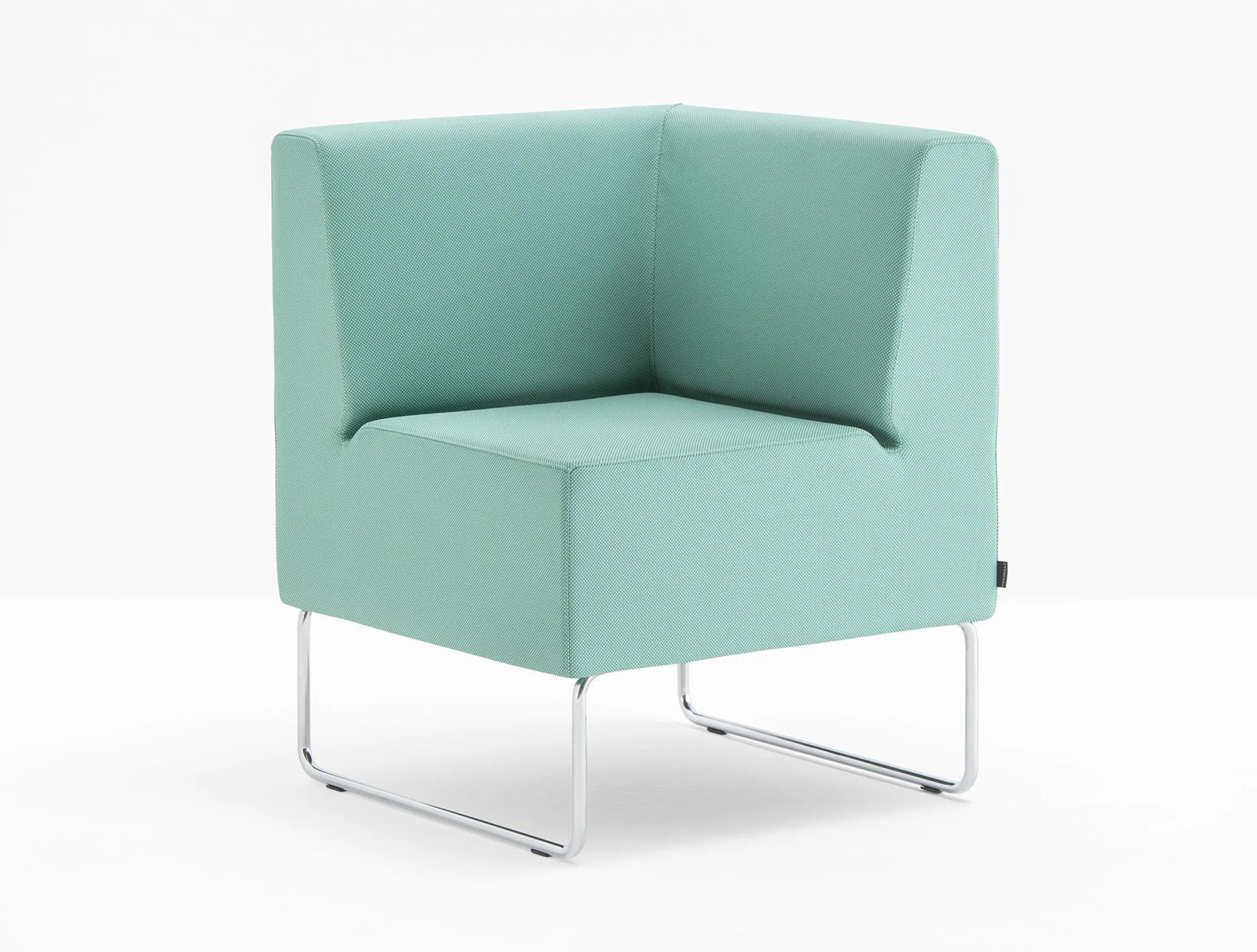 HOST 202 - Basic Collection Kft.