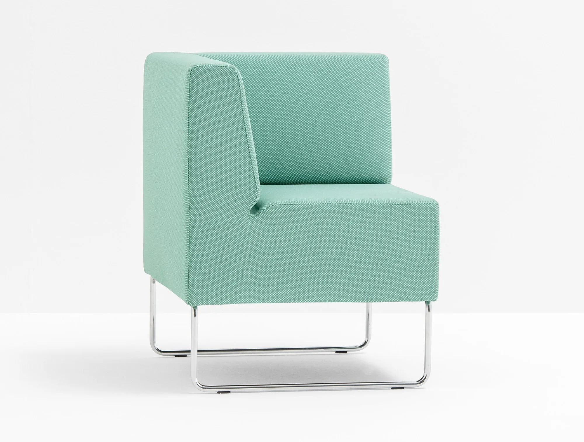 HOST 202 - Basic Collection Kft.