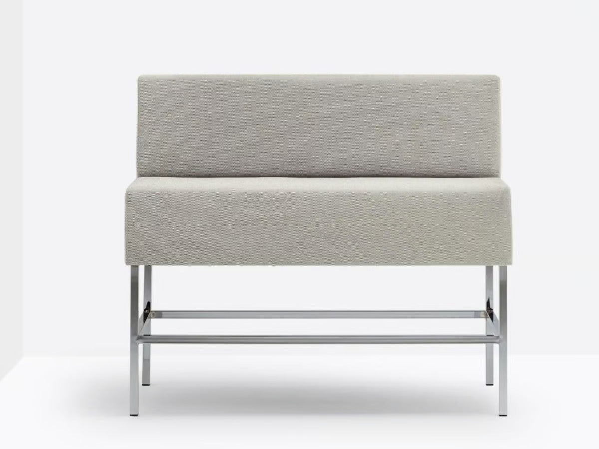 HOST 220 - Basic Collection Kft.