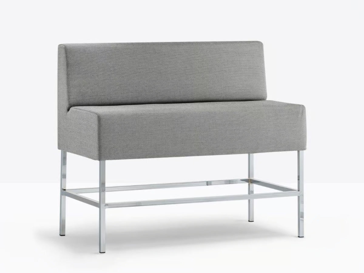 HOST 220 - Basic Collection Kft.