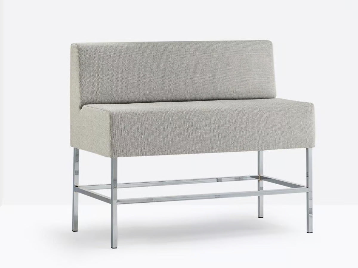HOST 220 - Basic Collection Kft.