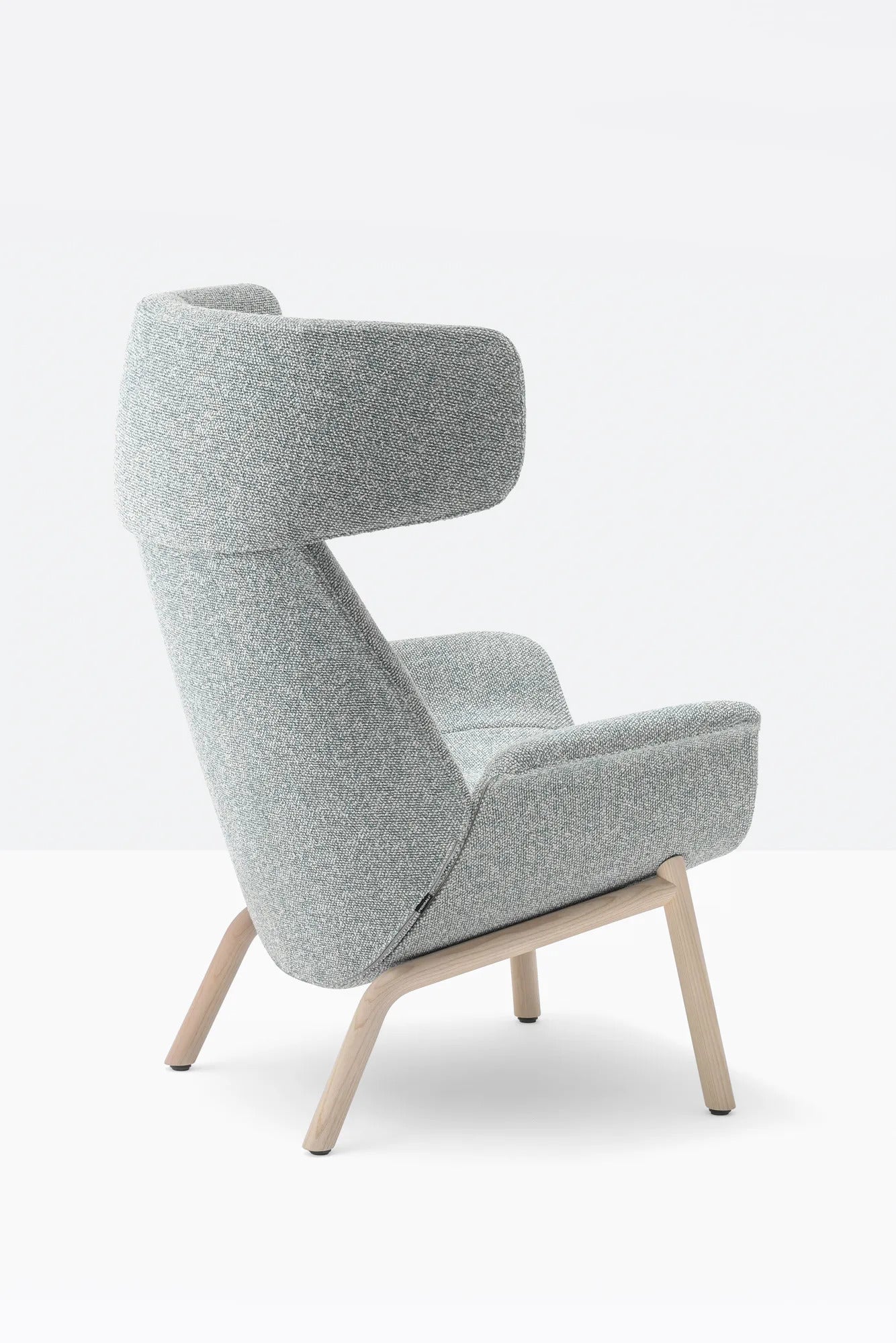 ILA 2024 - Basic Collection Kft.