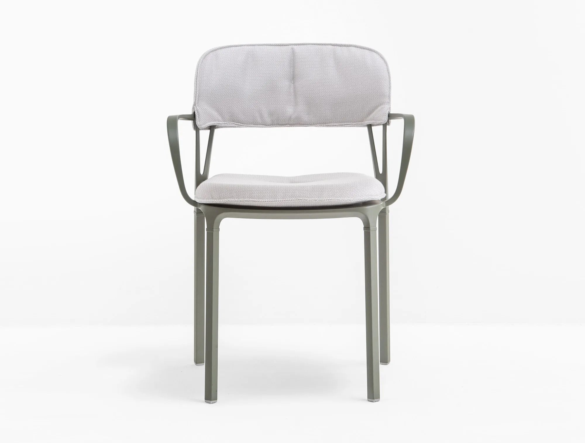 INTRIGO 3715 - Basic Collection Kft.