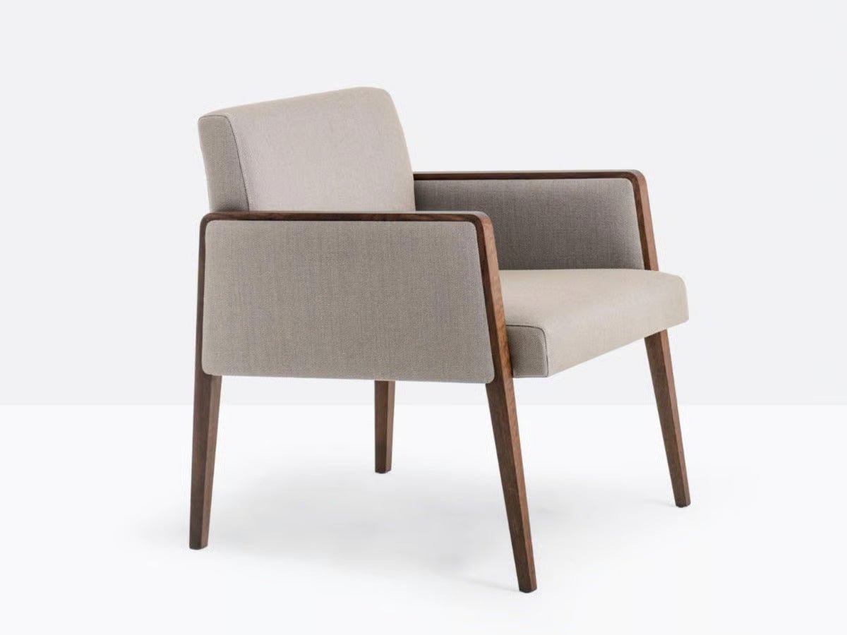 JIL 521 - Basic Collection Kft.