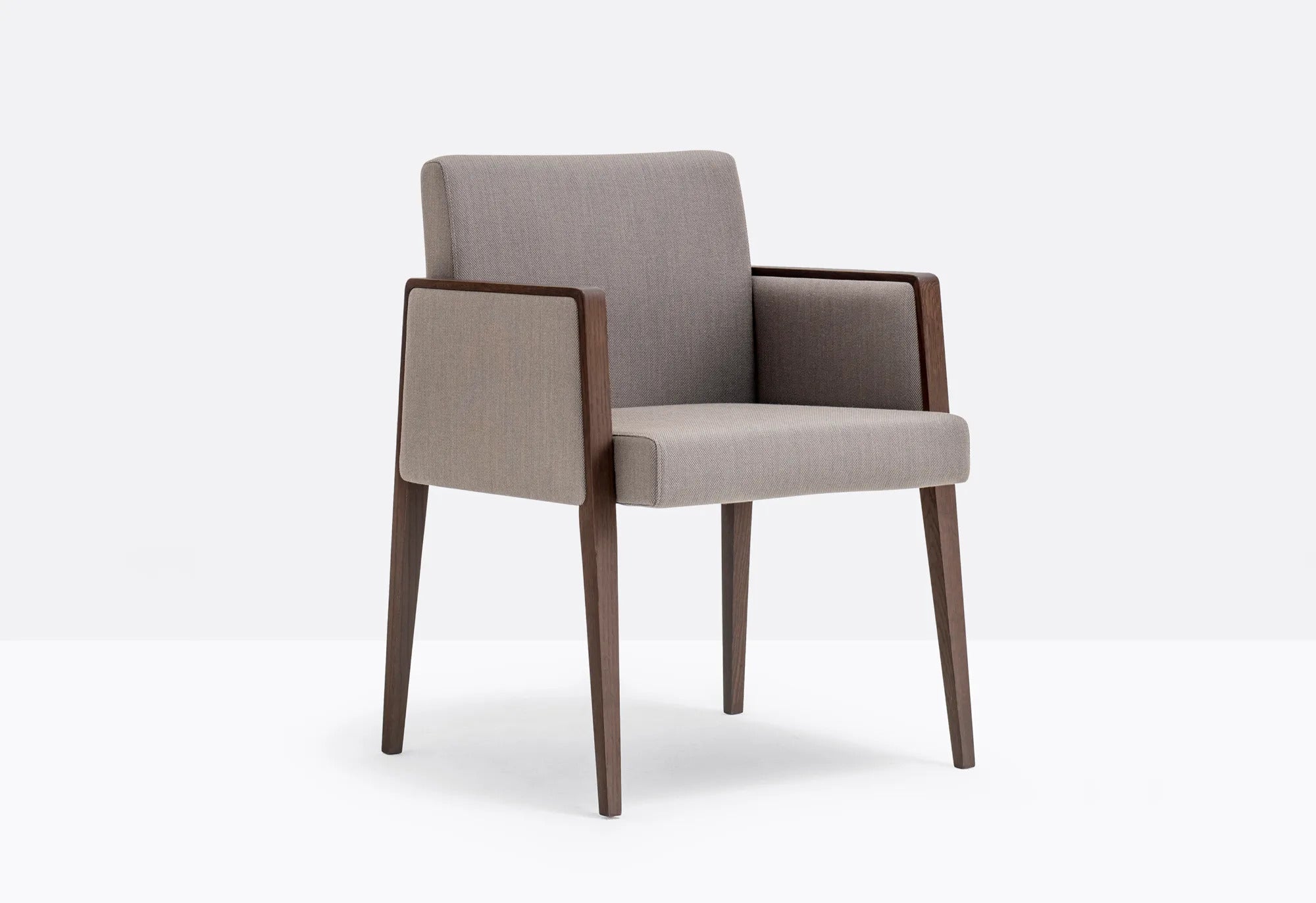 JIL 525 - Basic Collection Kft.