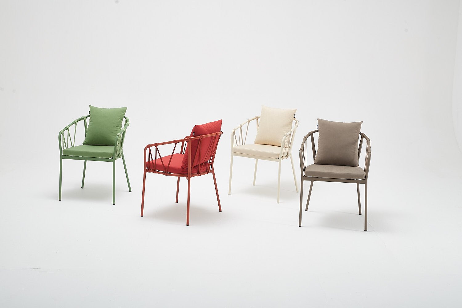JOKER ALUMINIUM ARMCHAIR - Basic Collection Kft.