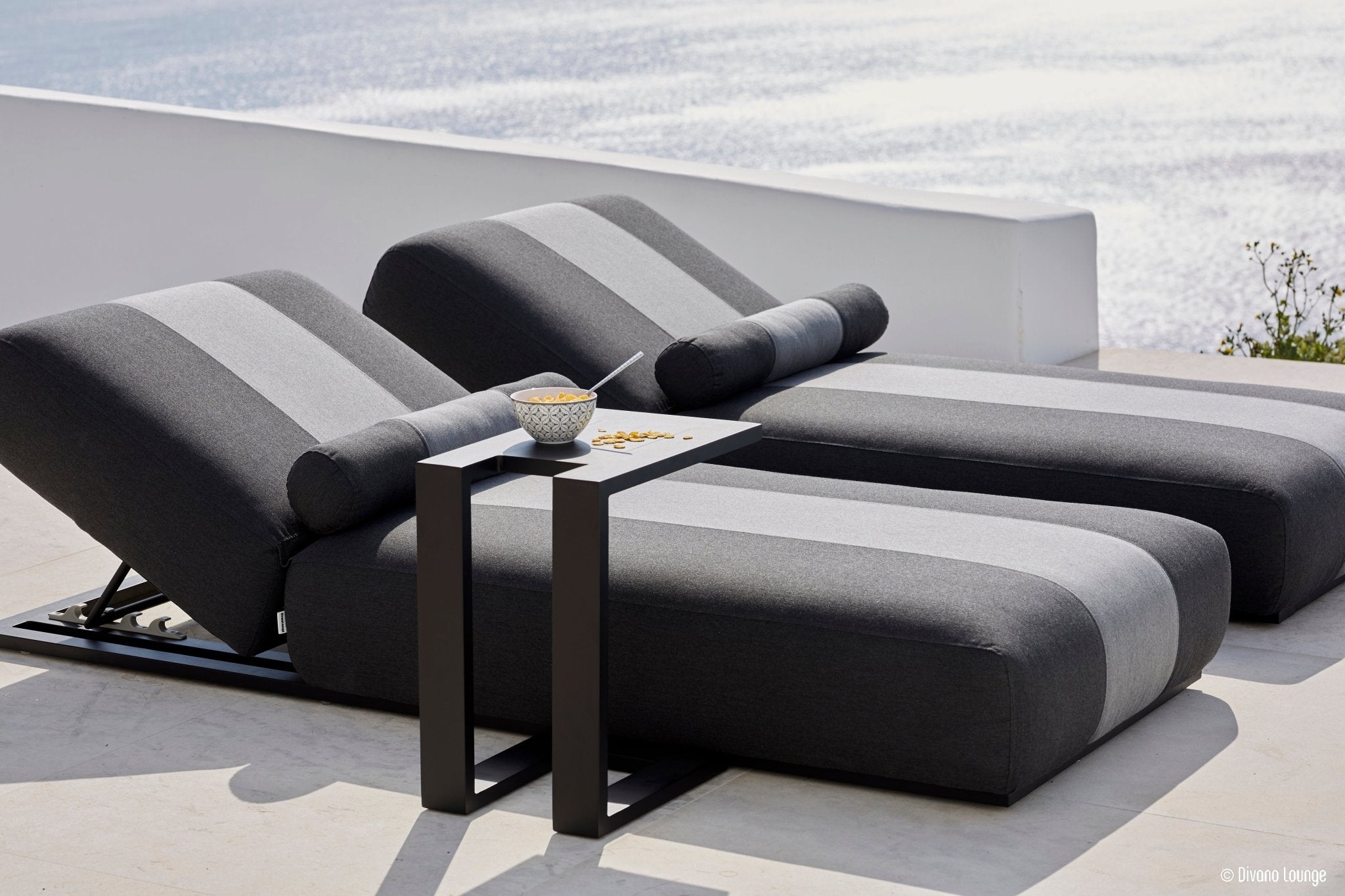 Joy sunbed - Basic Collection Kft.