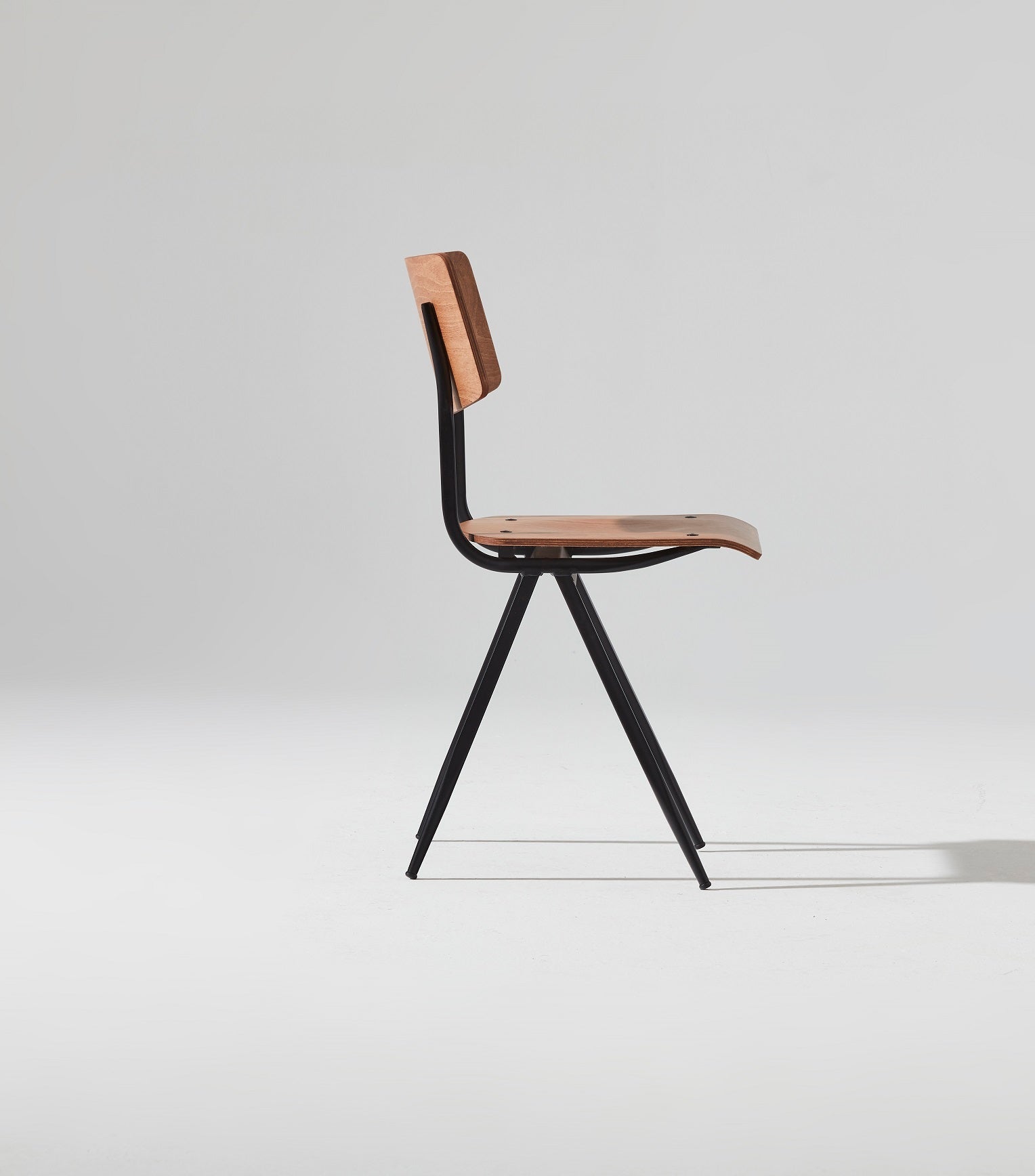 KRAMER CHAIR - Basic Collection Kft.
