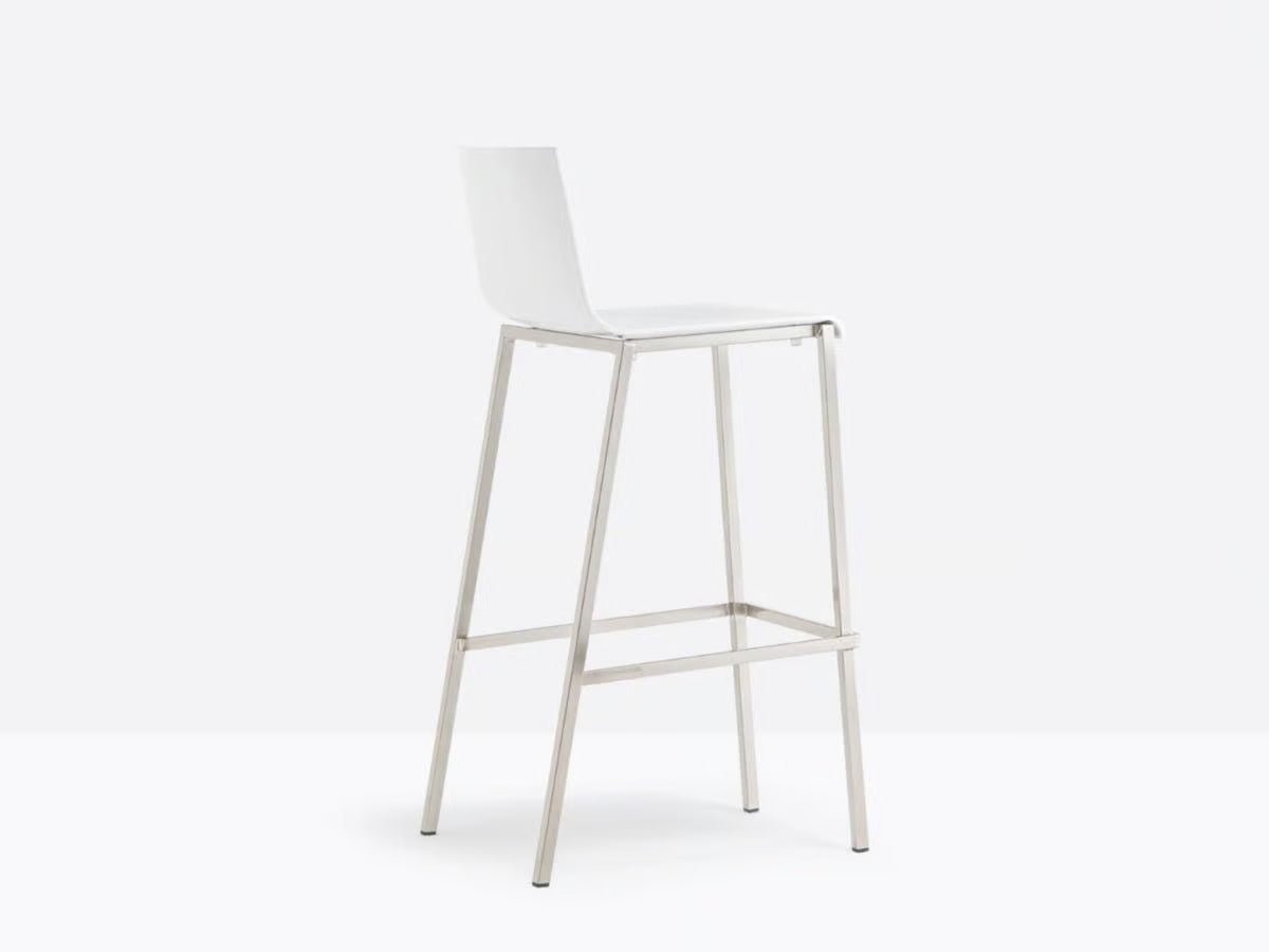 KUADRA 1106 - Basic Collection Kft.