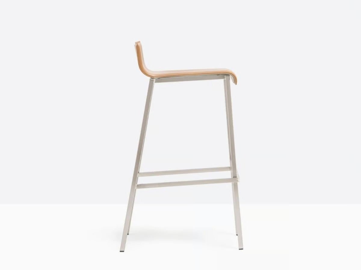 KUADRA 1326/F - Basic Collection Kft.
