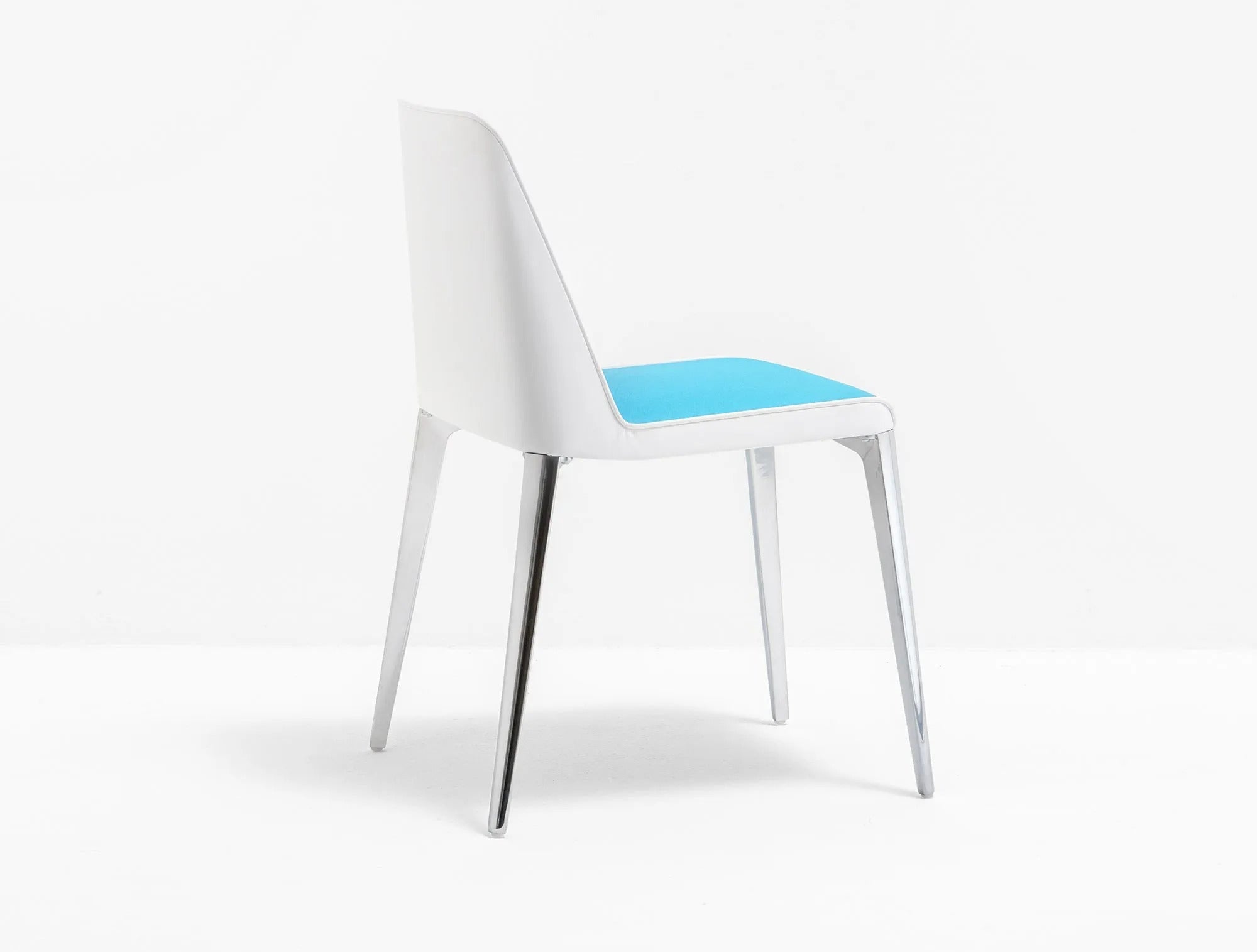 LAJA 880 - Basic Collection Kft.