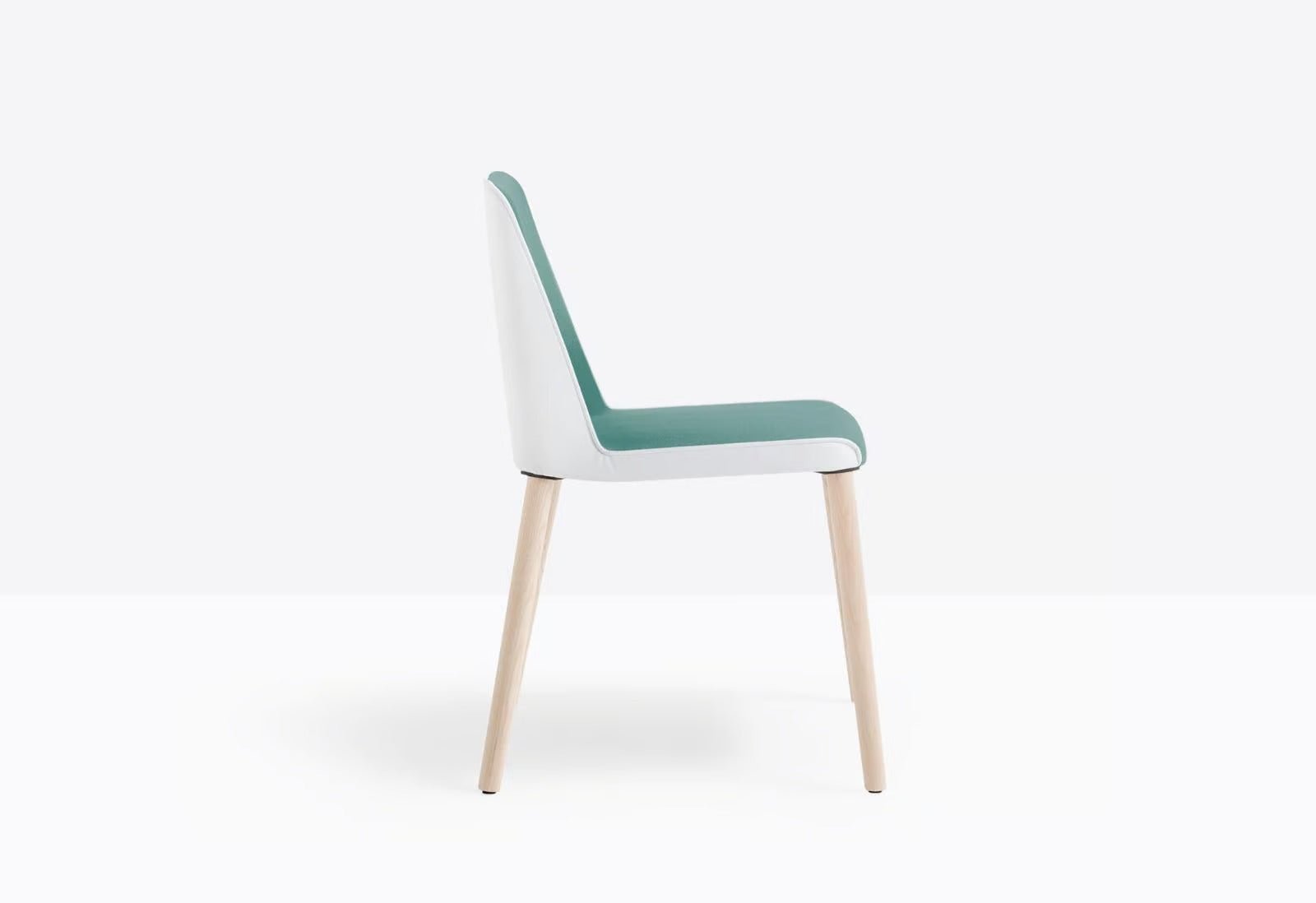 LAJA 883 - Basic Collection Kft.