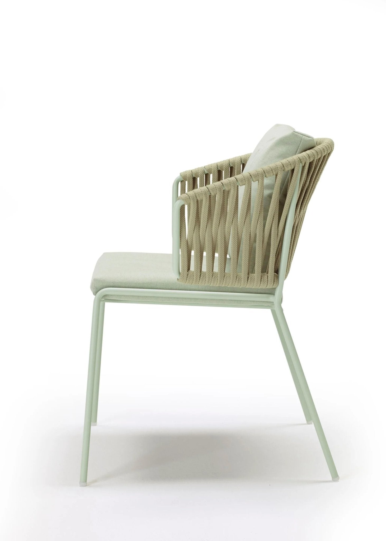 LISA FILÒ NEST - Basic Collection Kft.