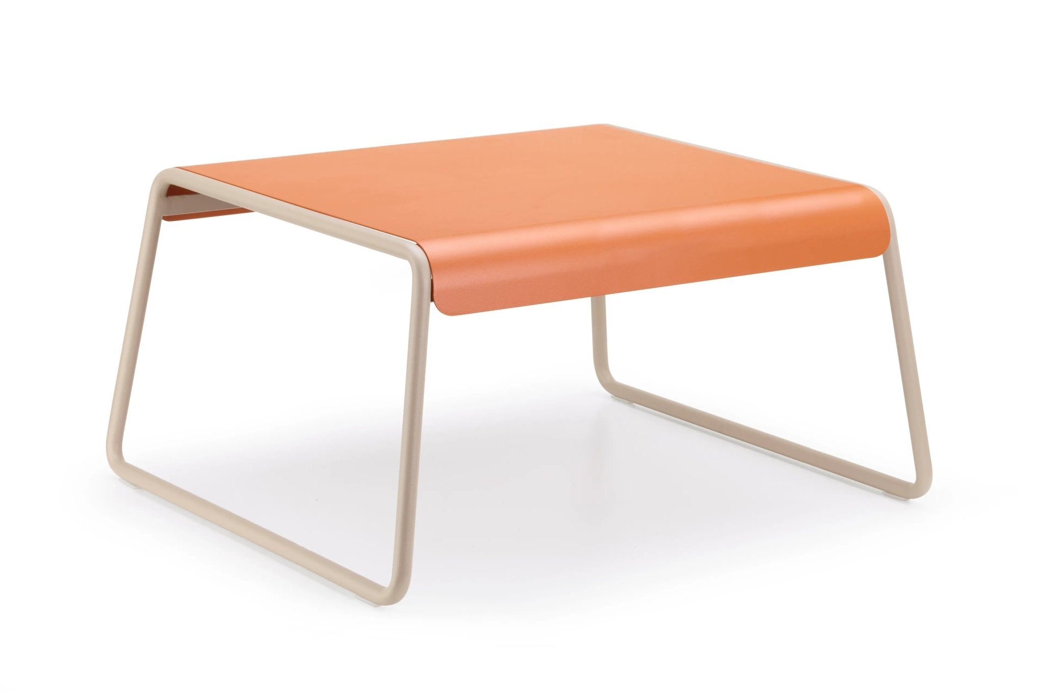LISA LOUNGE - Basic Collection Kft.