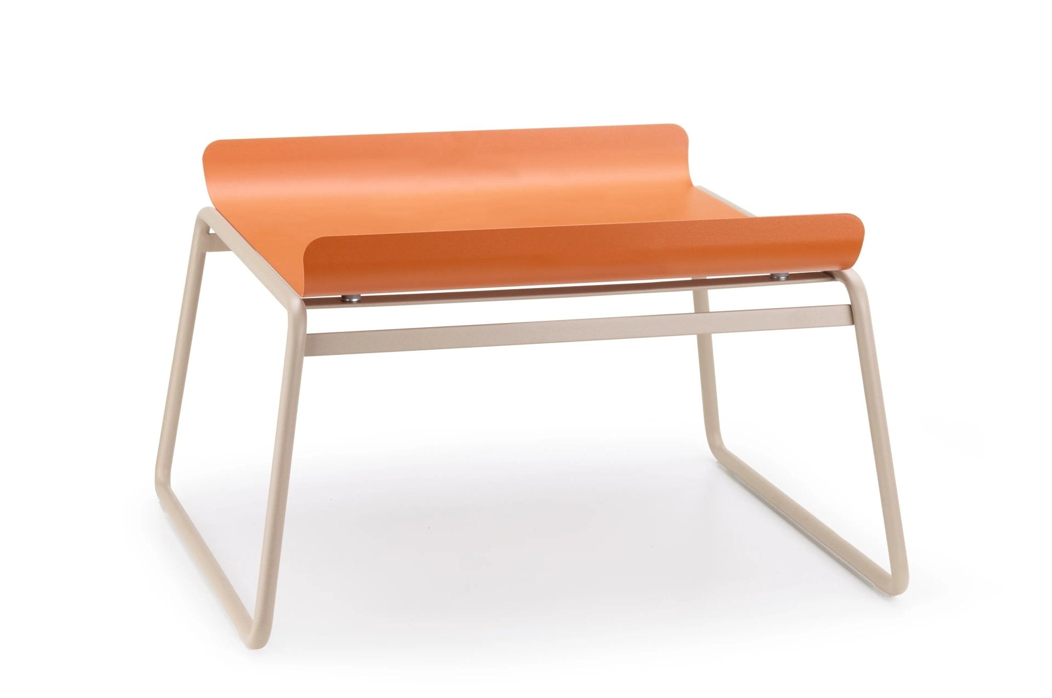 LISA LOUNGE - Basic Collection Kft.