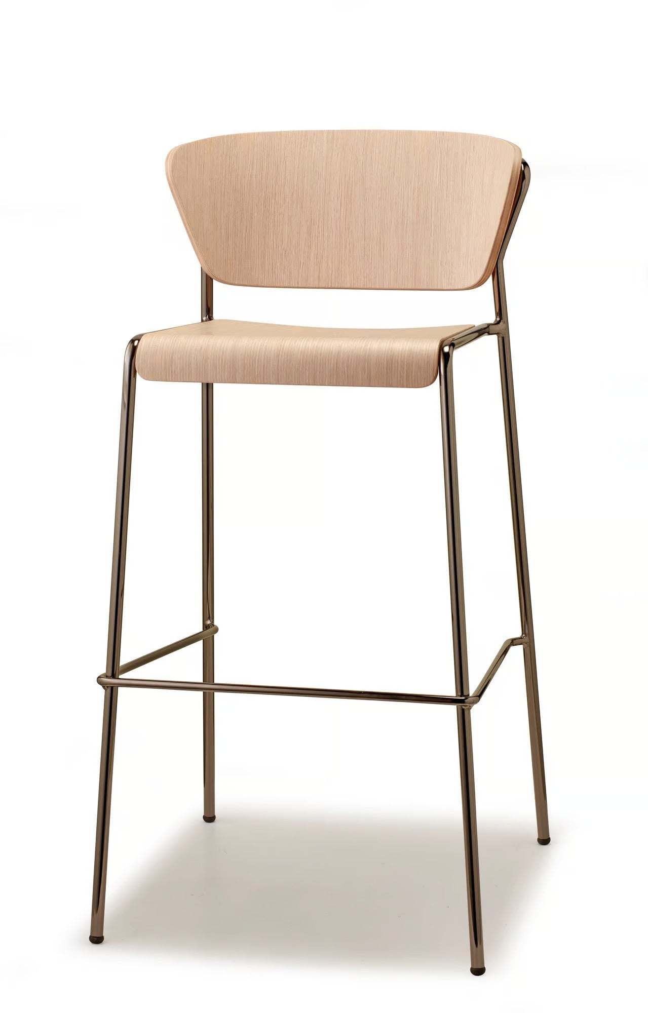 LISA WOOD - Basic Collection Kft.