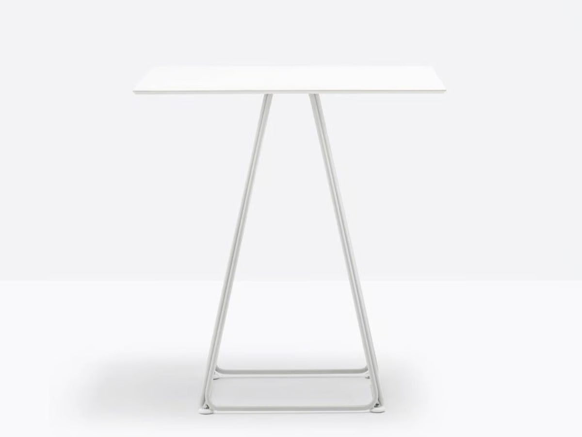 LUNAR 5440 | Square table - Basic Collection Kft.