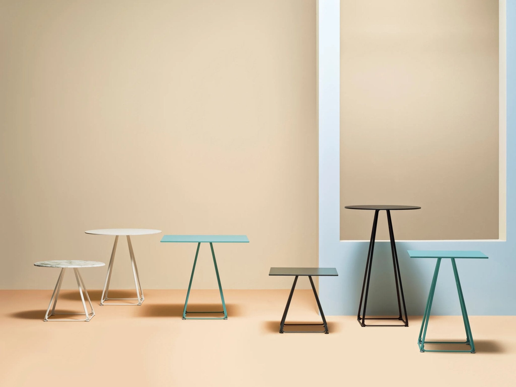 LUNAR 5444 | Square table - Basic Collection Kft.