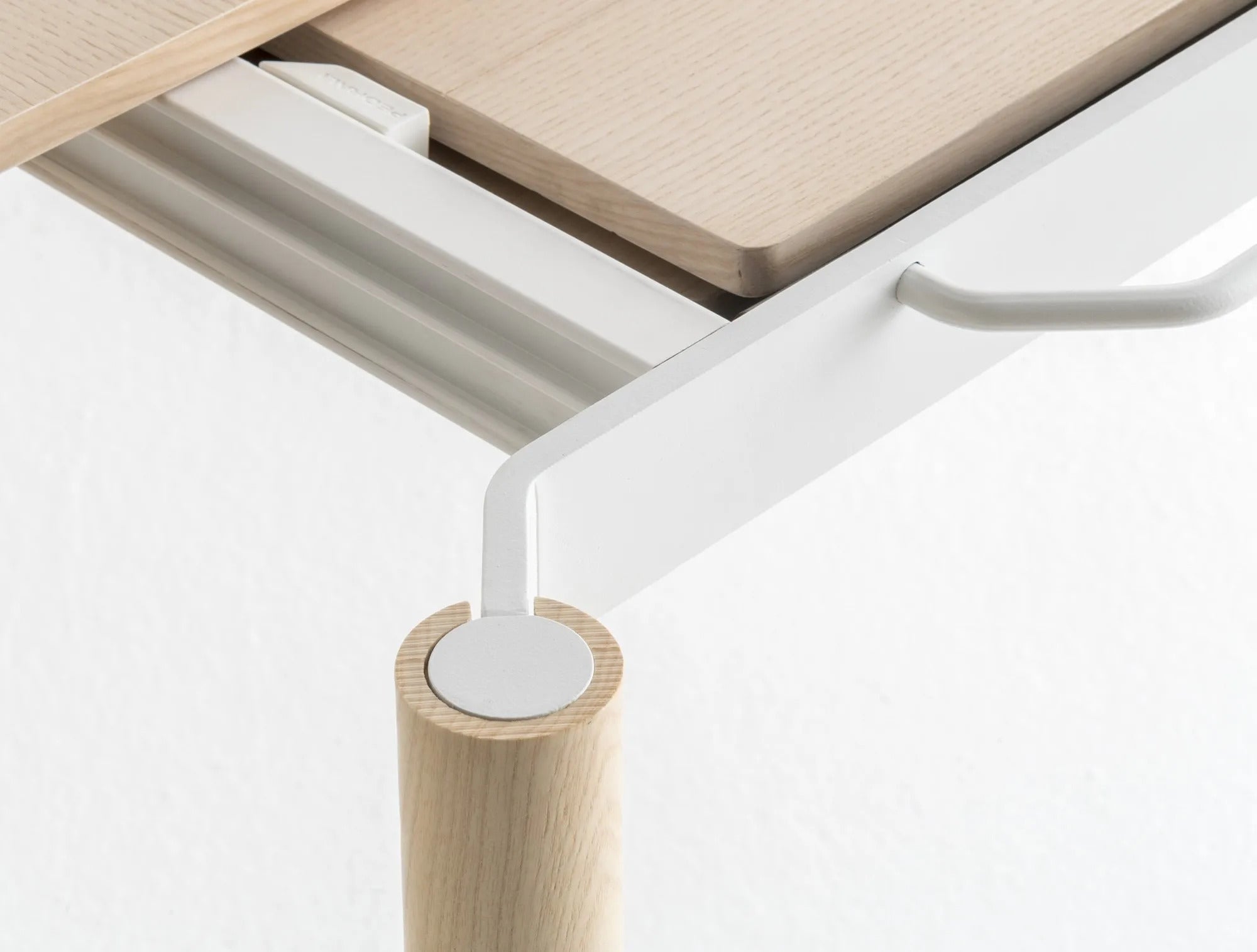 MALMÖ TML | Table - Basic Collection Kft.