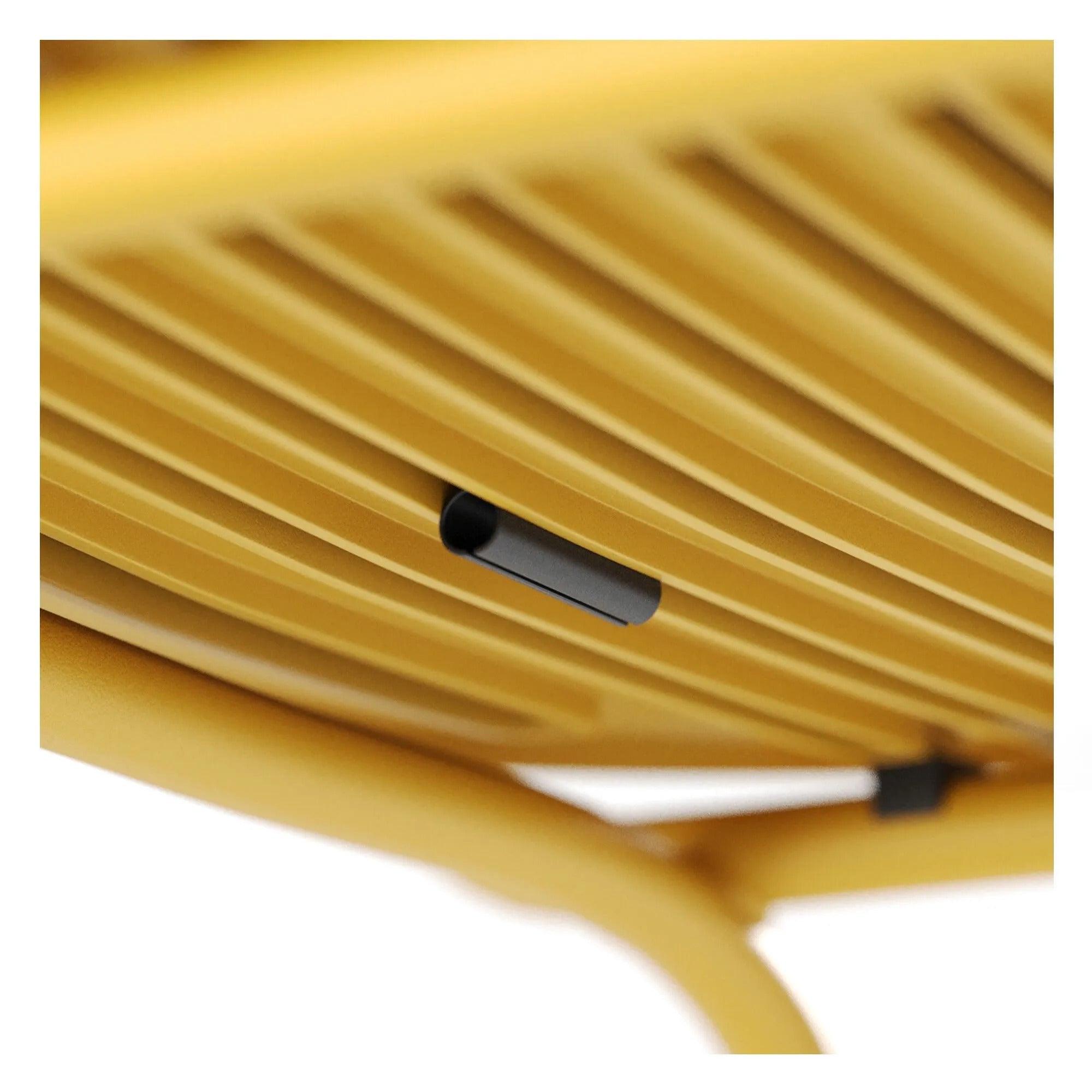 MOM - Basic Collection Kft.