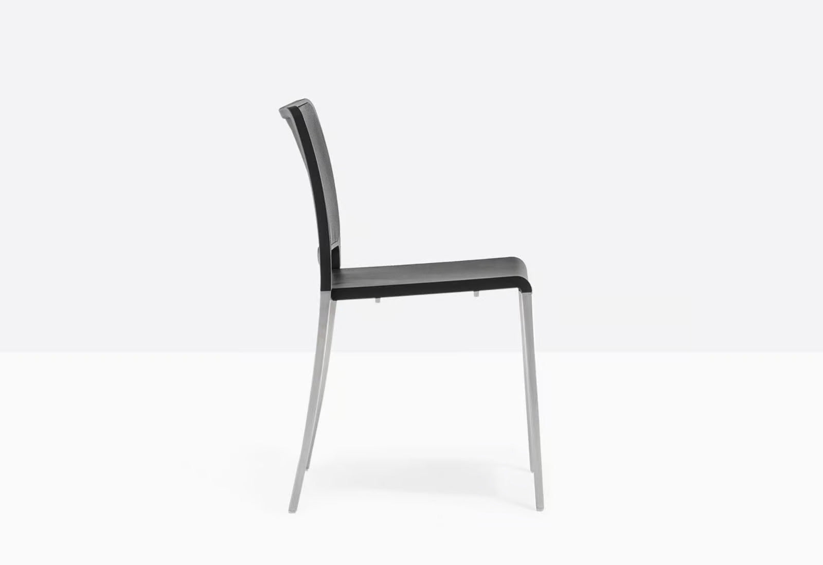 MYA 702 - Basic Collection Kft.