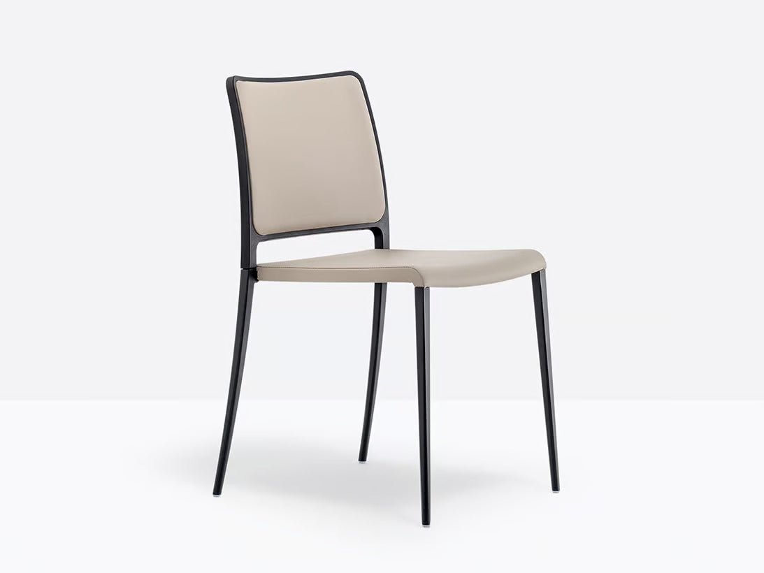 MYA 711 - Basic Collection Kft.