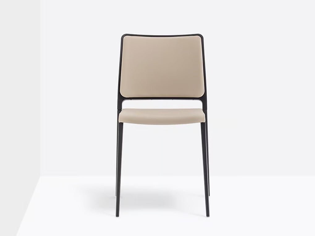 MYA 711 - Basic Collection Kft.