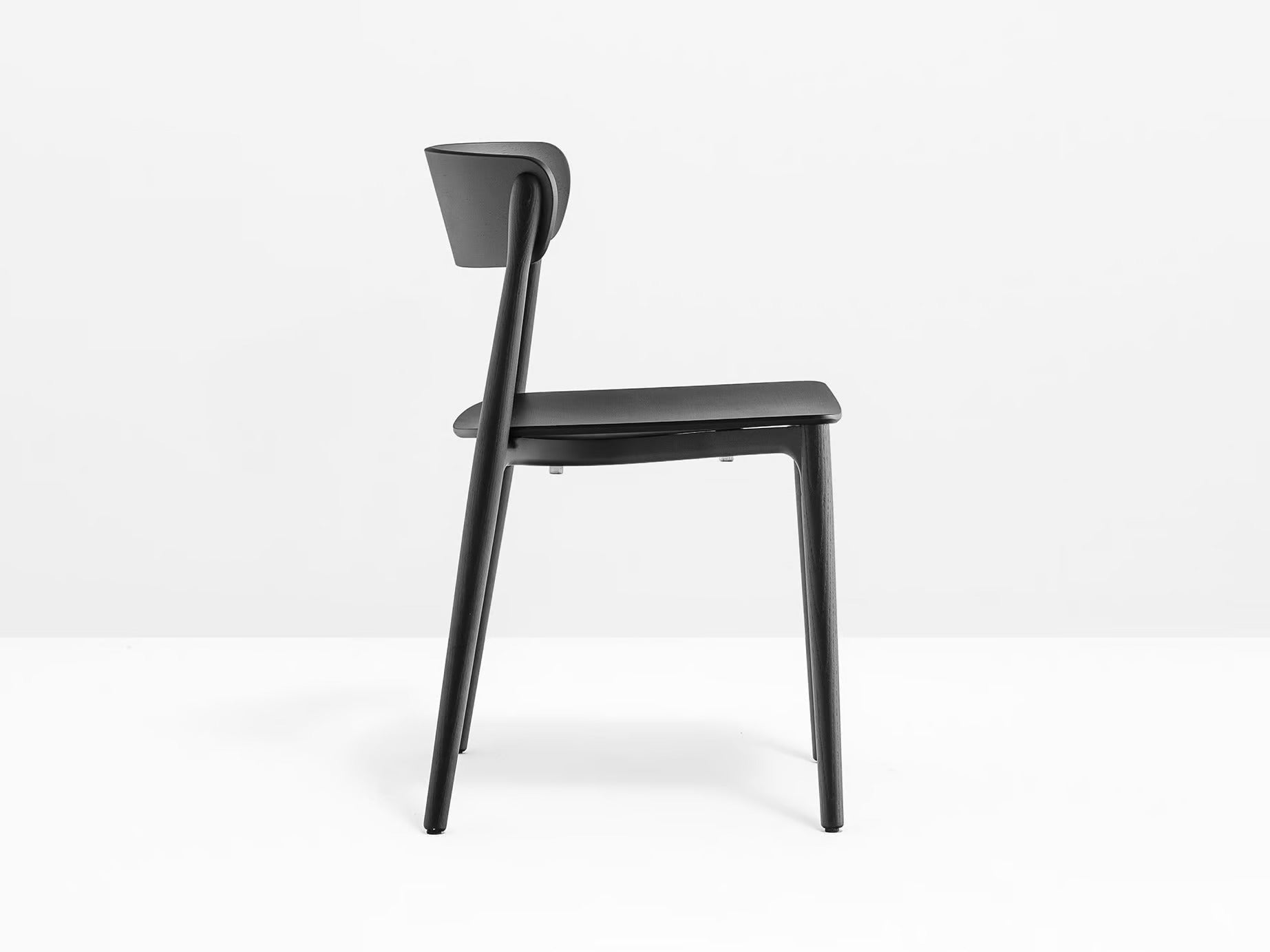 NEMEA 2820 - Basic Collection Kft.